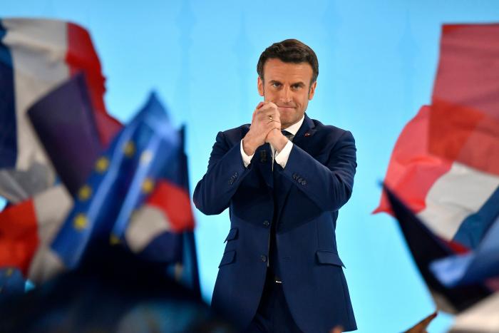 Mélenchon llama a no abstenerse ni votar por Le Pen pero no se manifiesta a favor de Macron