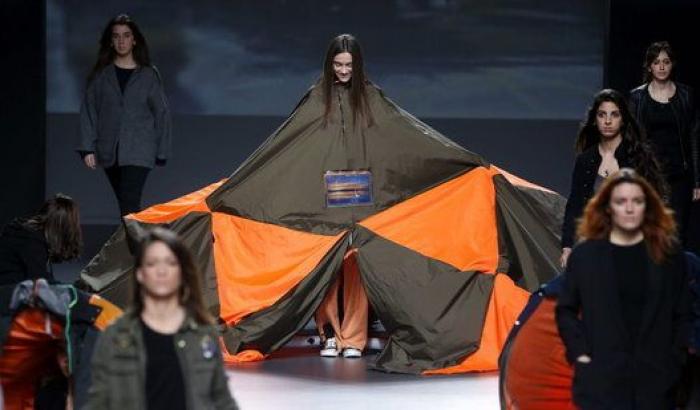 Abrigos que son tiendas de campañas: el desfile de Gómez, ganador del Samsung Ego Innovation Project (FOTOS)