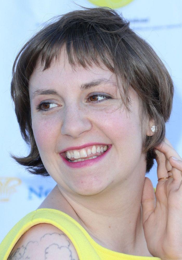 Lena Dunham celebra su aumento de peso con una importante reflexión