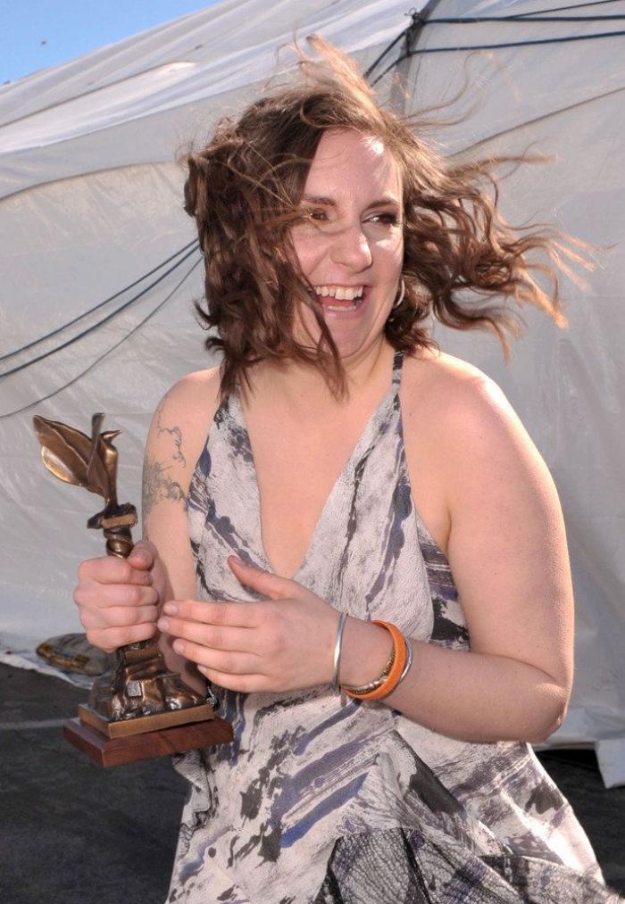 Lena Dunham celebra su aumento de peso con una importante reflexión