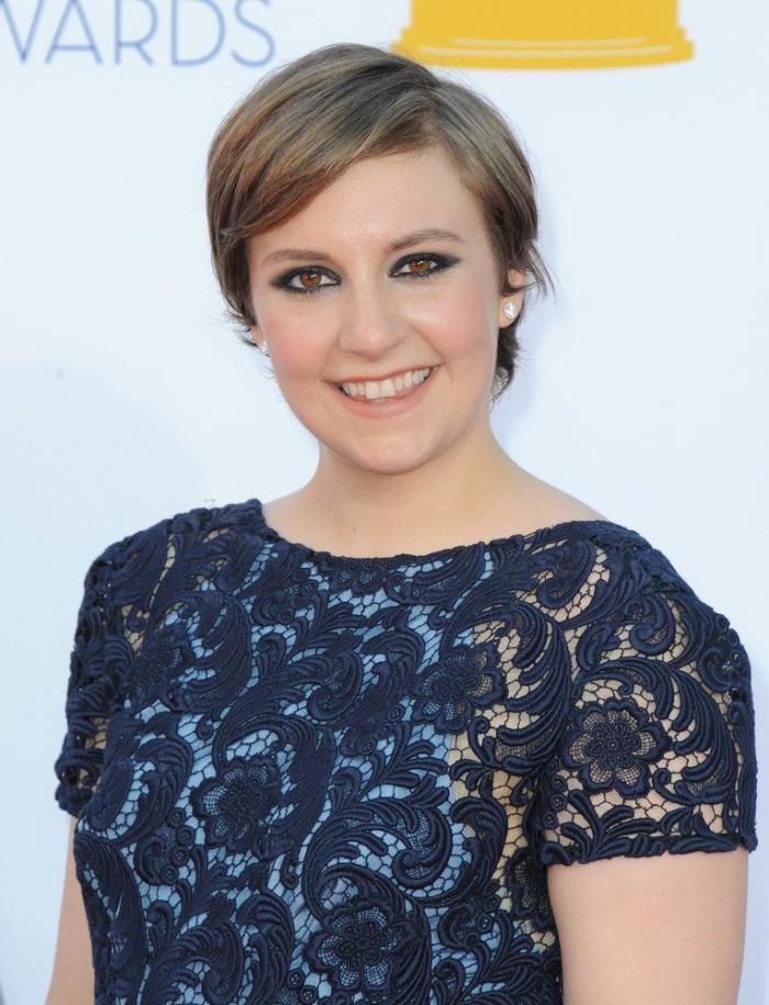Lena Dunham celebra su aumento de peso con una importante reflexión