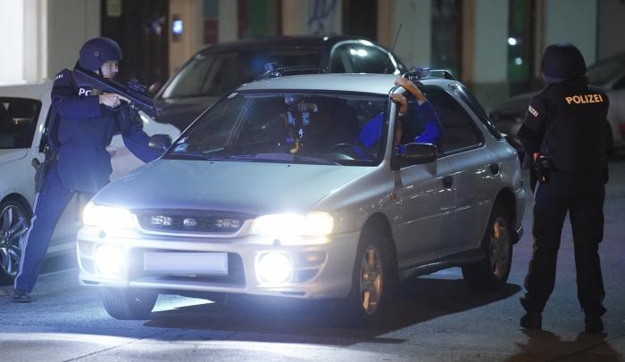 Al menos cuatro muertos en un atentado islamista en Viena