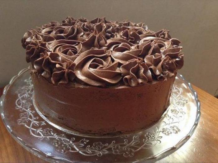 Drama en su cumpleaños: encarga una tarta y el desastre que recibe triunfa como nunca en Twitter