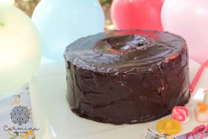 Drama en su cumpleaños: encarga una tarta y el desastre que recibe triunfa como nunca en Twitter