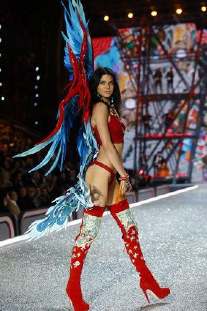 Esta foto de hace 17 años ya predijo que Bella y Gigi Hadid serían ángeles de Victoria's Secret