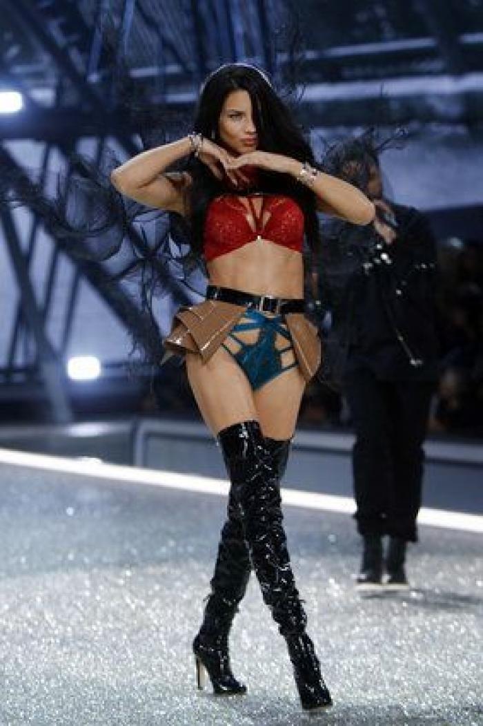 Esta foto de hace 17 años ya predijo que Bella y Gigi Hadid serían ángeles de Victoria's Secret