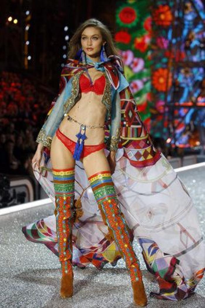 Esta foto de hace 17 años ya predijo que Bella y Gigi Hadid serían ángeles de Victoria's Secret