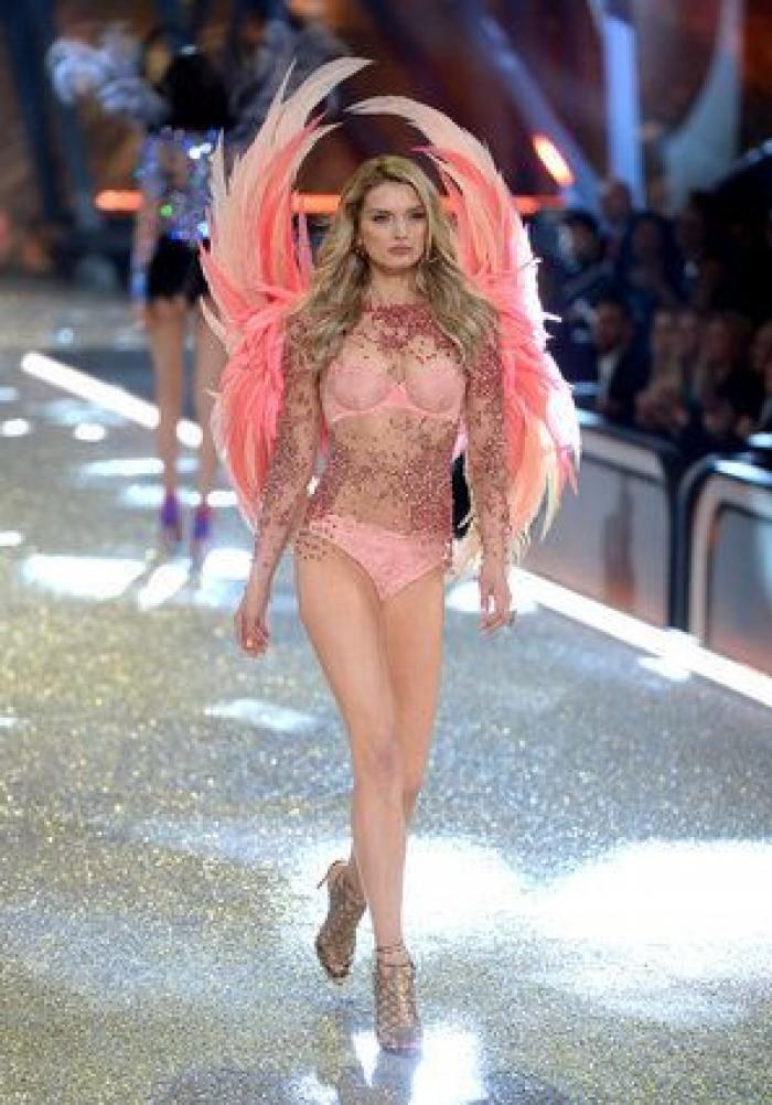 Esta foto de hace 17 años ya predijo que Bella y Gigi Hadid serían ángeles de Victoria's Secret