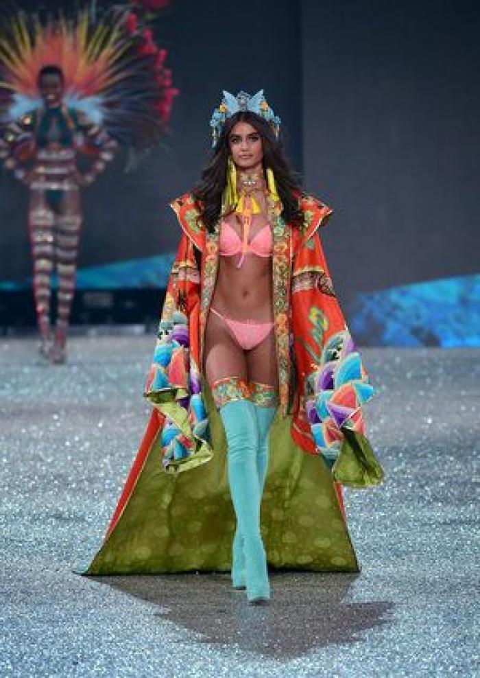 Esta foto de hace 17 años ya predijo que Bella y Gigi Hadid serían ángeles de Victoria's Secret