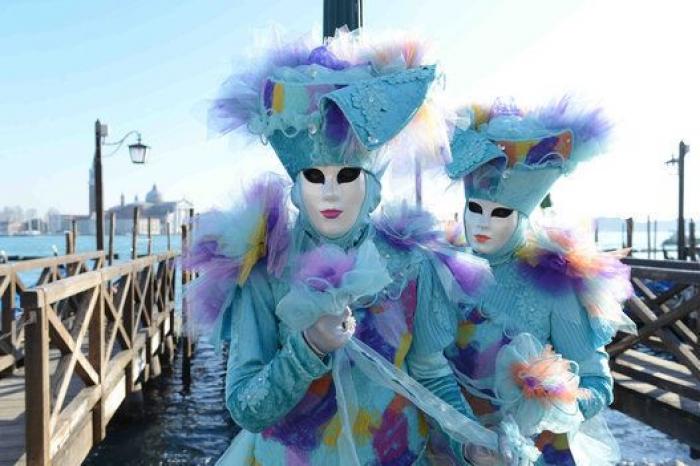 ¿Inquietantes o bonitas? Las mejores fotos del Carnaval de Venecia 2015