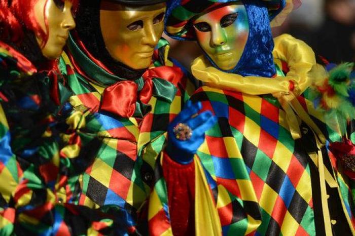 ¿Inquietantes o bonitas? Las mejores fotos del Carnaval de Venecia 2015