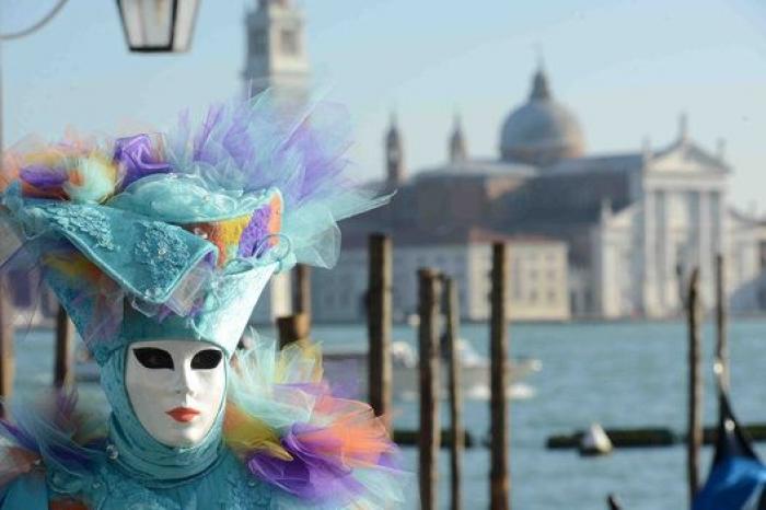 ¿Inquietantes o bonitas? Las mejores fotos del Carnaval de Venecia 2015