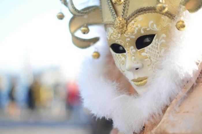 ¿Inquietantes o bonitas? Las mejores fotos del Carnaval de Venecia 2015