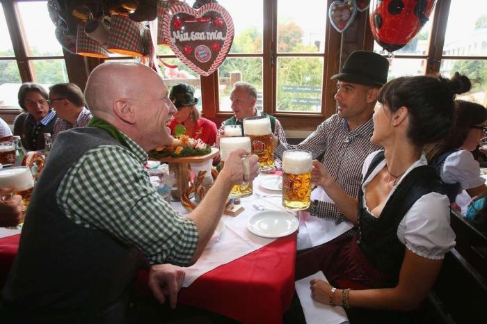 El Atlético podría enfrentarse a una nueva sanción de la UEFA por la tangana ante el City