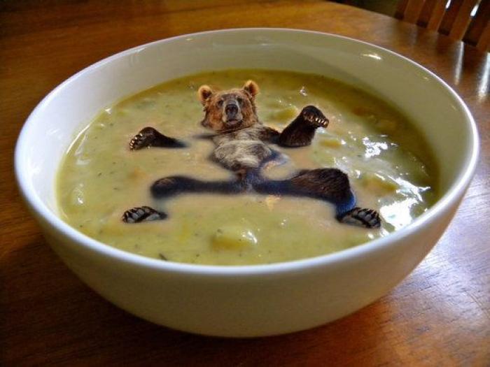 El oso y los montajes que entretuvieron a Reddit una tarde de verano