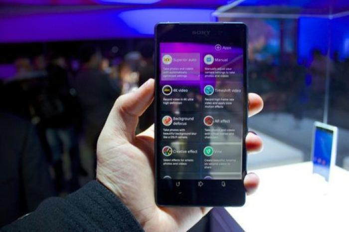 El día que Samsung jugó a ser Apple y otras novedades tecnológicas (FOTOS)