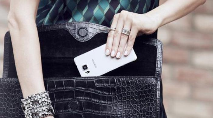 El día que Samsung jugó a ser Apple y otras novedades tecnológicas (FOTOS)