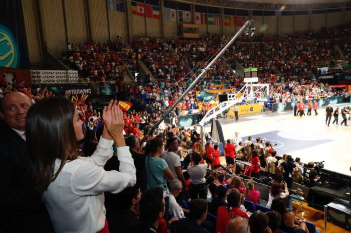 Las fotos de Letizia que sorprenden a la prensa extranjera