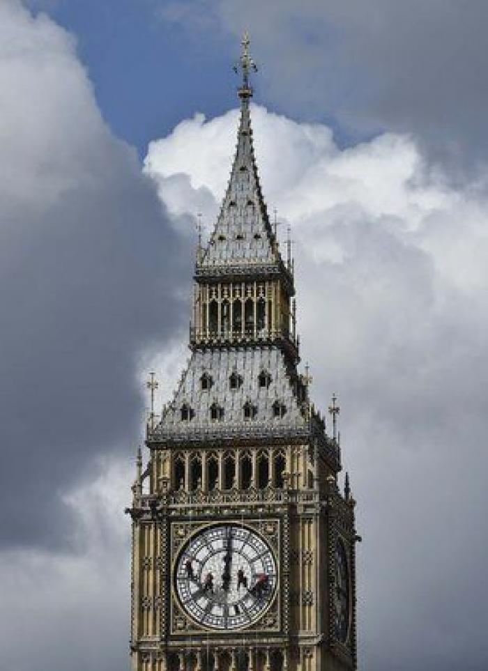 Así se limpia el Big Ben (FOTOS, VÍDEO)
