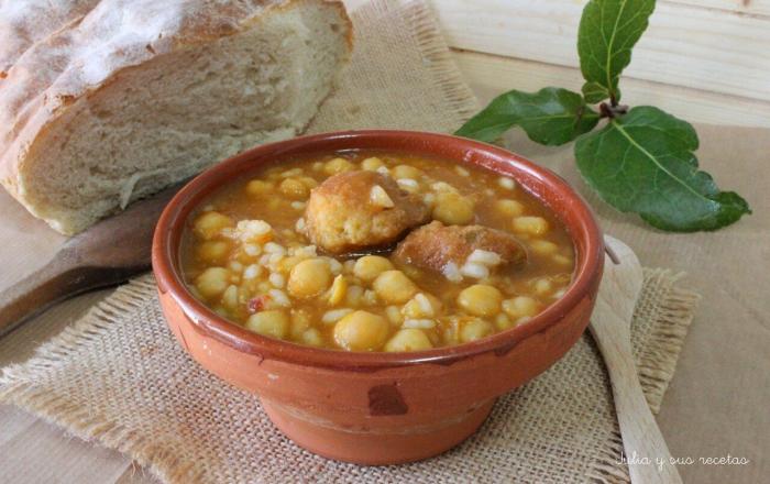 "Si te oye un valenciano te mata": la paella de Carlos Baute que divide a sus seguidores