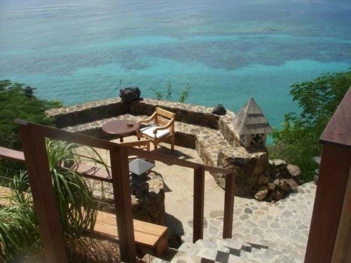 Un tuitero se encuentra con Jake Gyllenhaal en su pueblecito de Huesca y se hace un selfie impagable