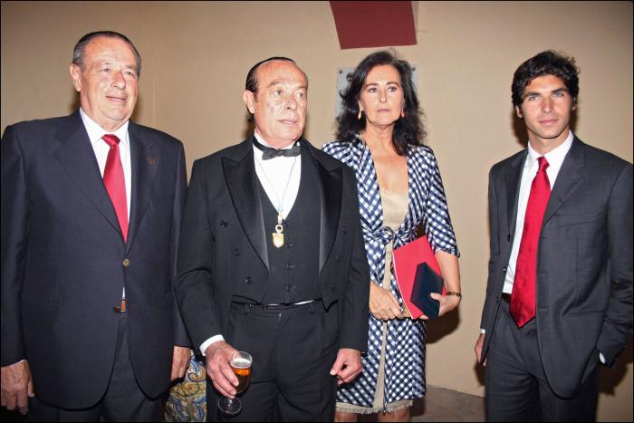 Cayetano Rivera se moja sobre un político: "Siempre es un gusto escucharle"