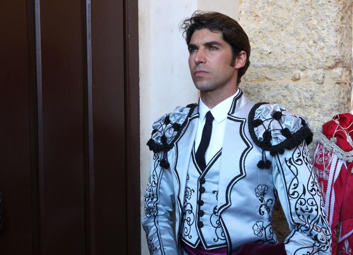 Cayetano Rivera se moja sobre un político: "Siempre es un gusto escucharle"