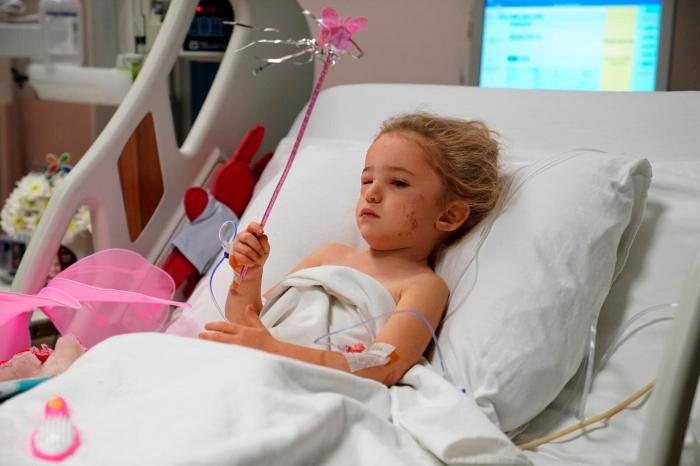 Rescatada una niña de tres años a los tres días del terremoto de Esmirna