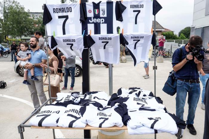 La íntima imagen de Georgina y Cristiano en un yate que millones de personas alaban