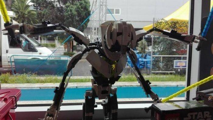 'Sálvame' (Telecinco) empieza como nunca y se lleva los peores comentarios