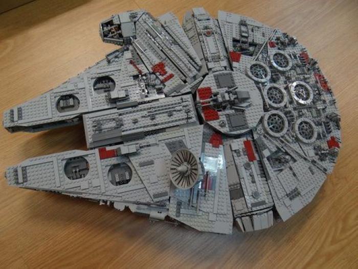 'Sálvame' (Telecinco) empieza como nunca y se lleva los peores comentarios