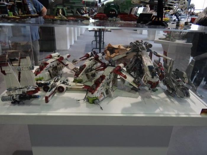 'Sálvame' (Telecinco) empieza como nunca y se lleva los peores comentarios