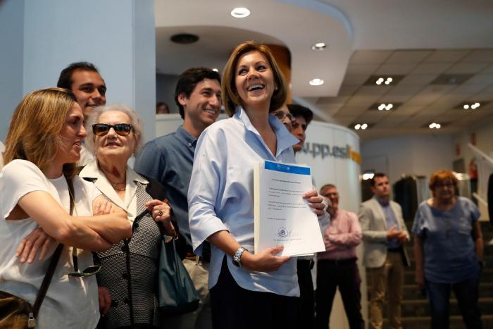 Aznar avisa: "Si el PP no se refunda, dejará de ser opción de gobierno"