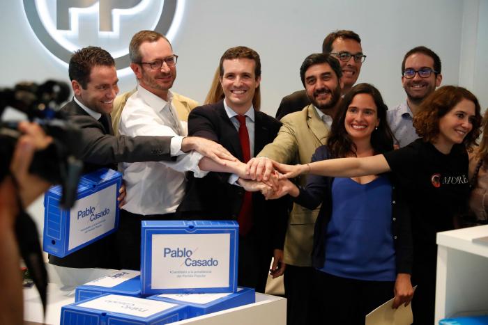 Aznar avisa: "Si el PP no se refunda, dejará de ser opción de gobierno"