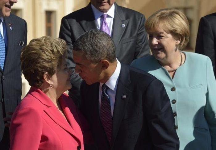 El intercambio de mensajes íntimos entre Barack y Michelle que bate récords en redes