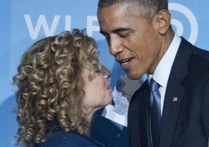 El intercambio de mensajes íntimos entre Barack y Michelle que bate récords en redes