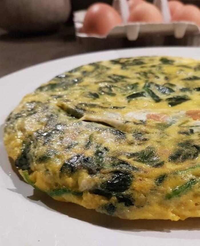 Los autores del mítico desastre de la paella vuelven a hacer historia con otra foto cinco meses después