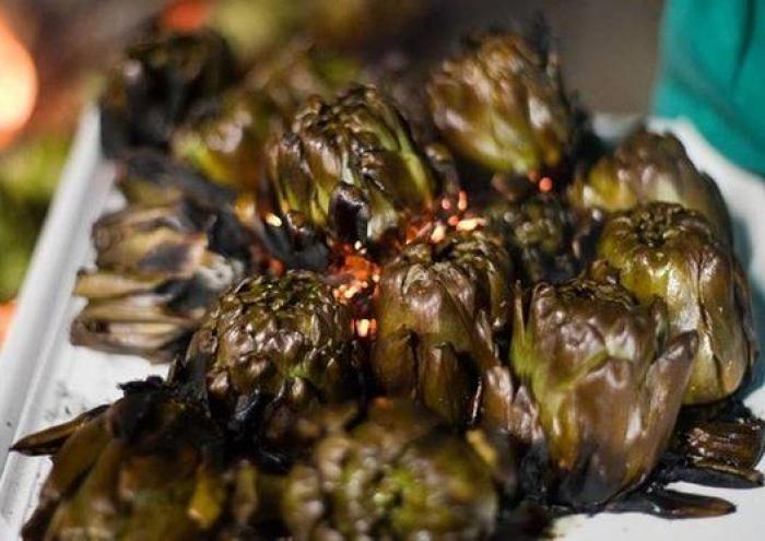 De patatas, de fruta... ¡o de pizza! 10 barbacoas diferentes para este verano (FOTOS)