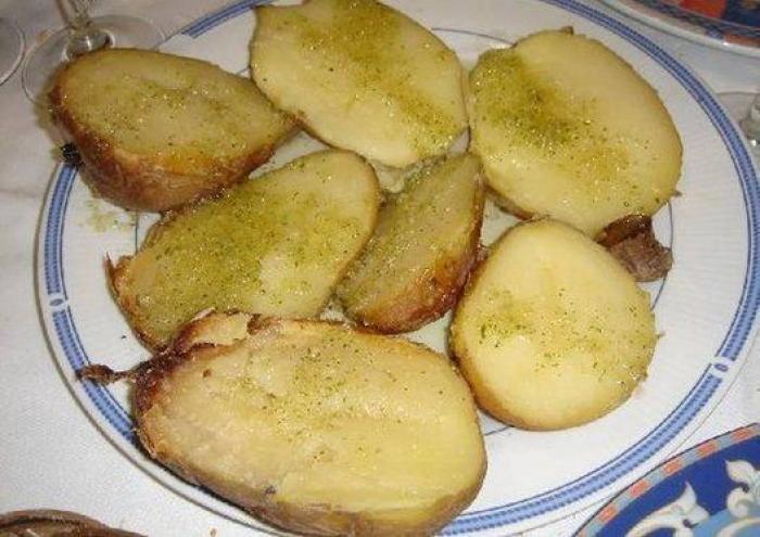 De patatas, de fruta... ¡o de pizza! 10 barbacoas diferentes para este verano (FOTOS)