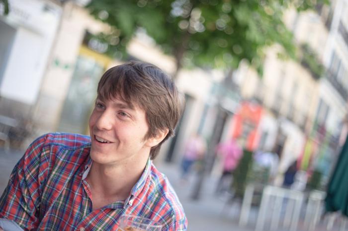 Eduardo Rubiño: "Maricón sigue siendo el insulto más utilizado en los colegios"