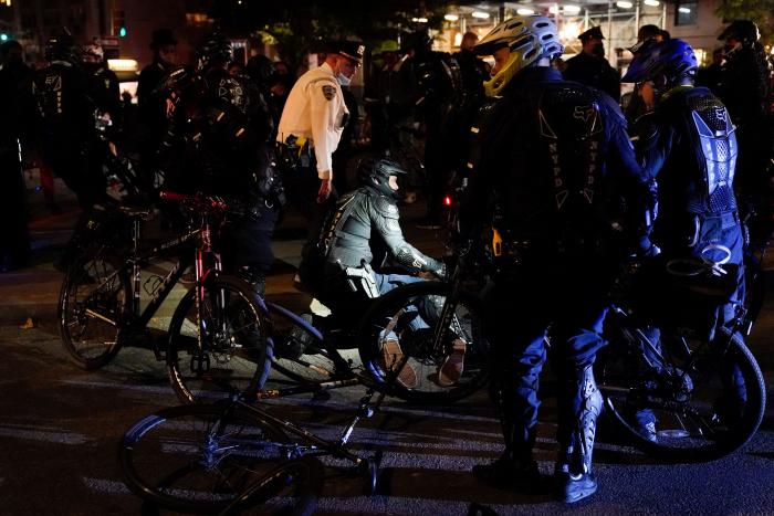 Decenas de detenidos en las protestas contra Trump en Nueva York y Mineápolis