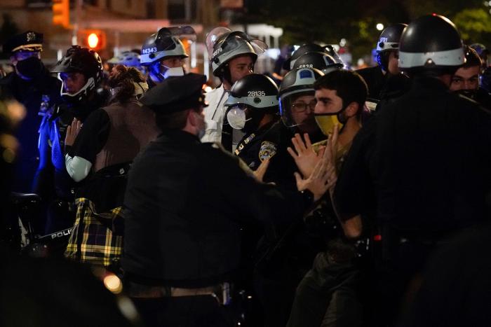 Decenas de detenidos en las protestas contra Trump en Nueva York y Mineápolis