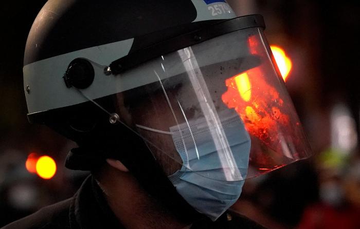 Decenas de detenidos en las protestas contra Trump en Nueva York y Mineápolis