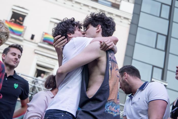 #MeQueer: Los miembros del colectivo LGTBI se lanzan a las redes sociales a denunciar la discriminación