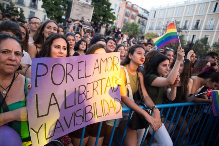 #MeQueer: Los miembros del colectivo LGTBI se lanzan a las redes sociales a denunciar la discriminación