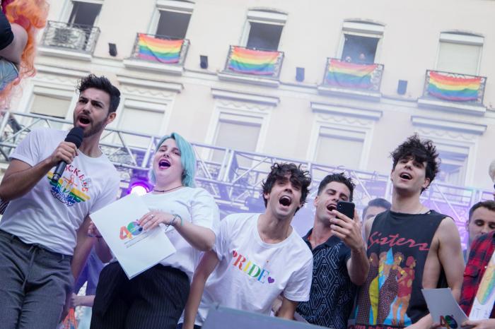 #MeQueer: Los miembros del colectivo LGTBI se lanzan a las redes sociales a denunciar la discriminación