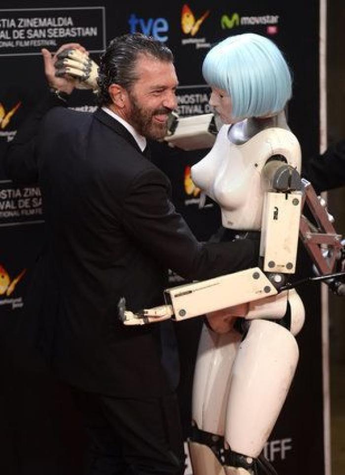 Así posa Antonio Banderas en el Festival de San Sebastián sin Melanie Griffith (FOTOS)