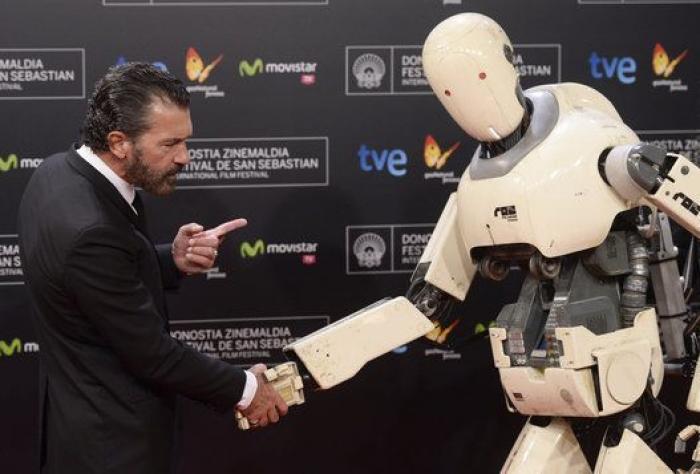 Así posa Antonio Banderas en el Festival de San Sebastián sin Melanie Griffith (FOTOS)