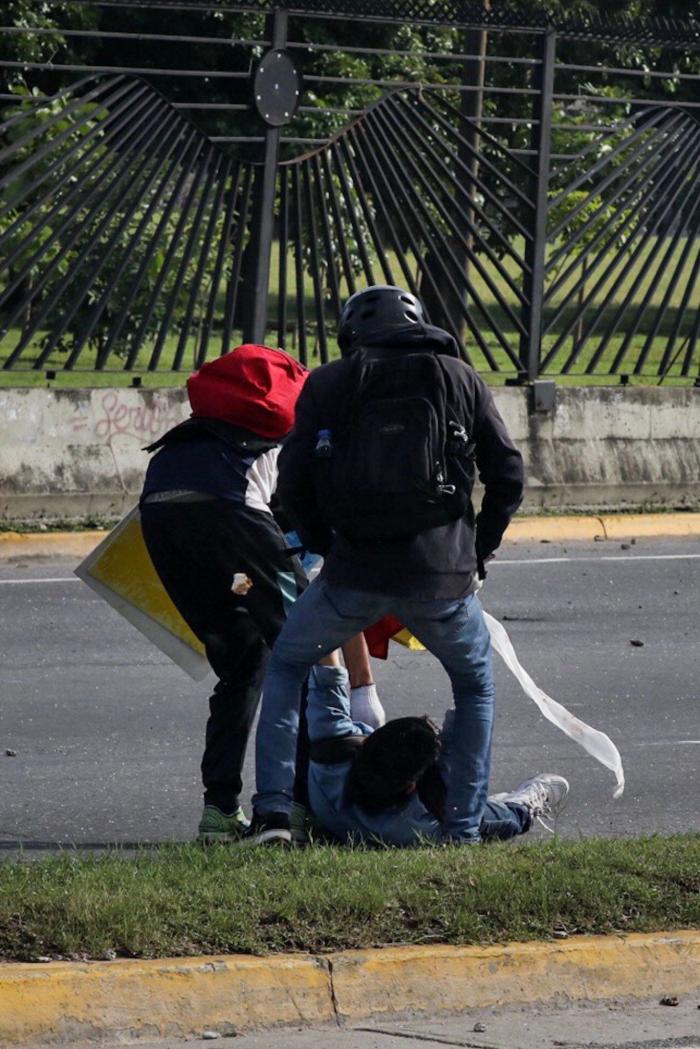 ¿Quién es Óscar Pérez, el policía rebelde que disparó contra el Supremo venezolano?
