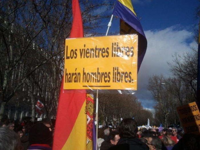 Gallardón dimite tras la retirada de la reforma del aborto y deja la política